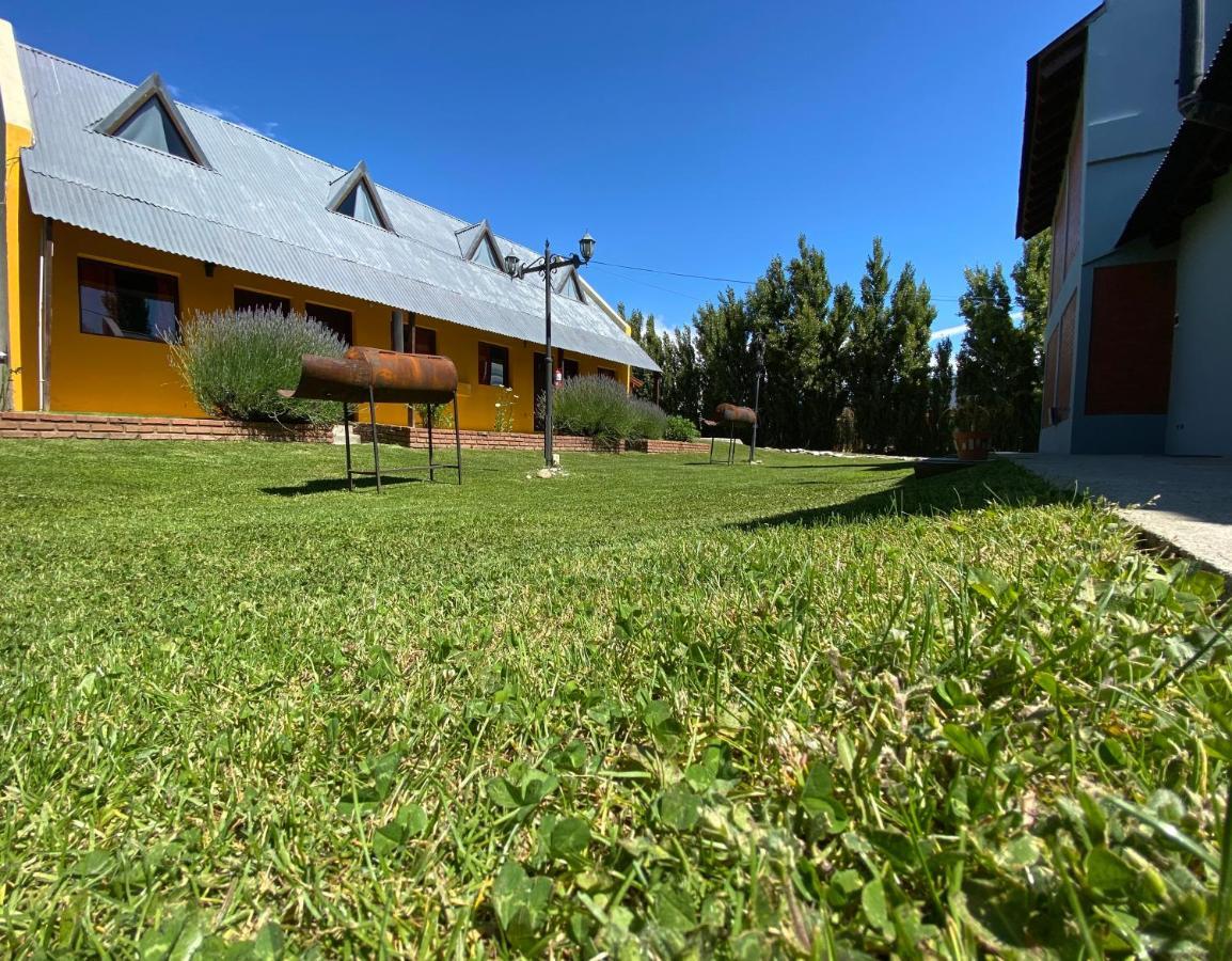 Y Marías Estalagem El Calafate